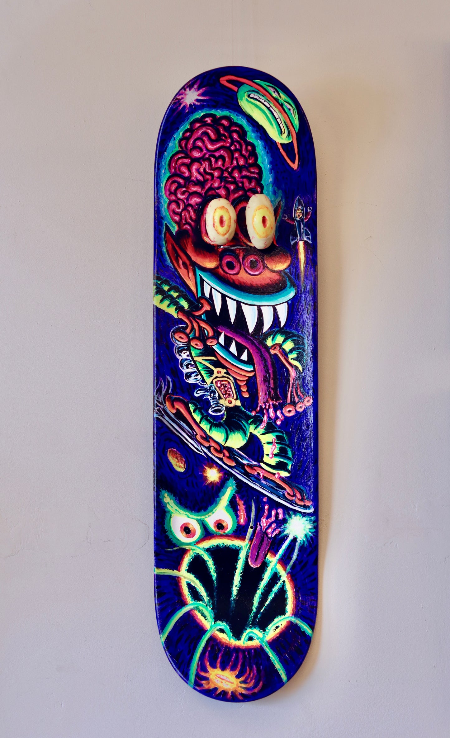 SINGULARITY SURFER