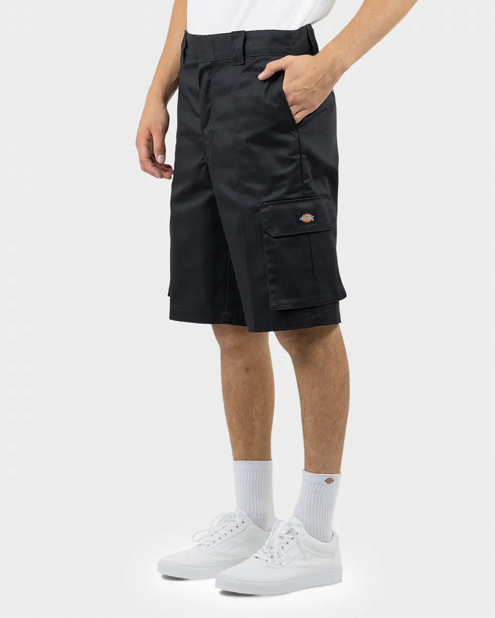 131 CARGO SHORTS - BLACK